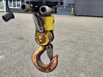 CF 440 6x2 / HIAB 42 tm CRANE / KRAN